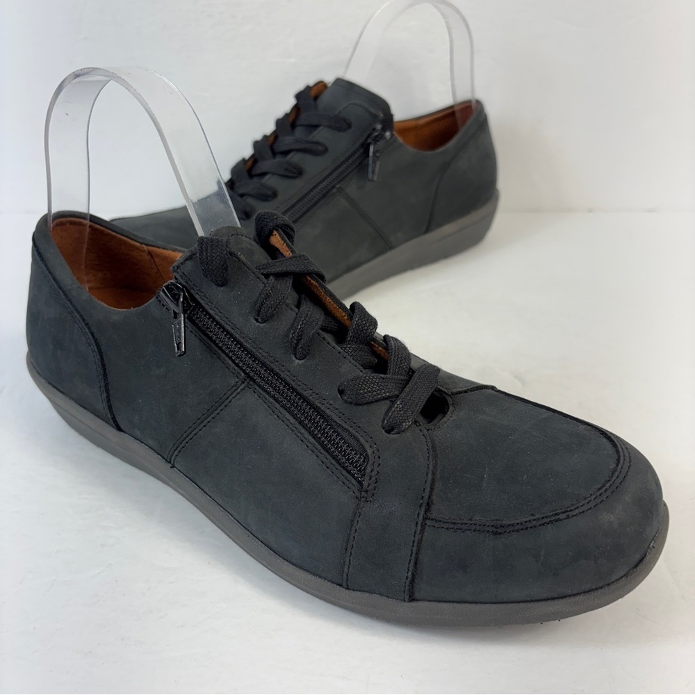 Vionic Abigail Black Leather Water Resistant Lace-Up Zip Sneakers 10
